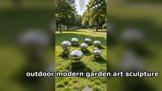 Questo gruppo di sculture di funghi a specchio incastonati nella legge aggiunge un'atmosfera artistica moderna