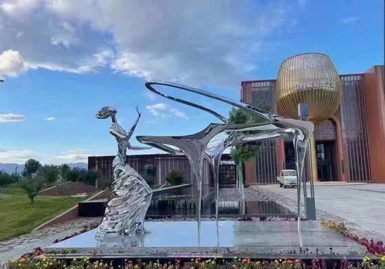 Materiale illustrativo contemporaneo di acciaio inossidabile della scultura del metallo per la decorazione del parco