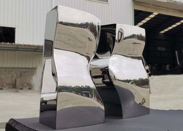 Scultura pubblica all'aperto moderna di arte dell'acciaio inossidabile dello specchio delle statue del giardino